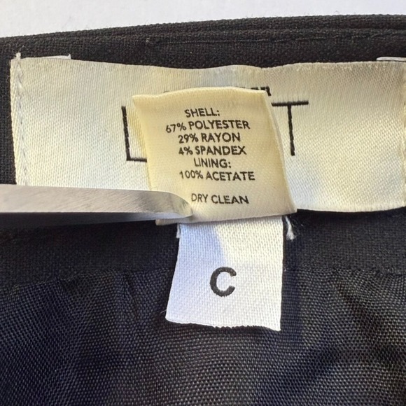 Ann Taylor LOFT Womens Pencil Skirt with Back Slit -‎ Size 8P - Black Stretch - Picture 6 of 6